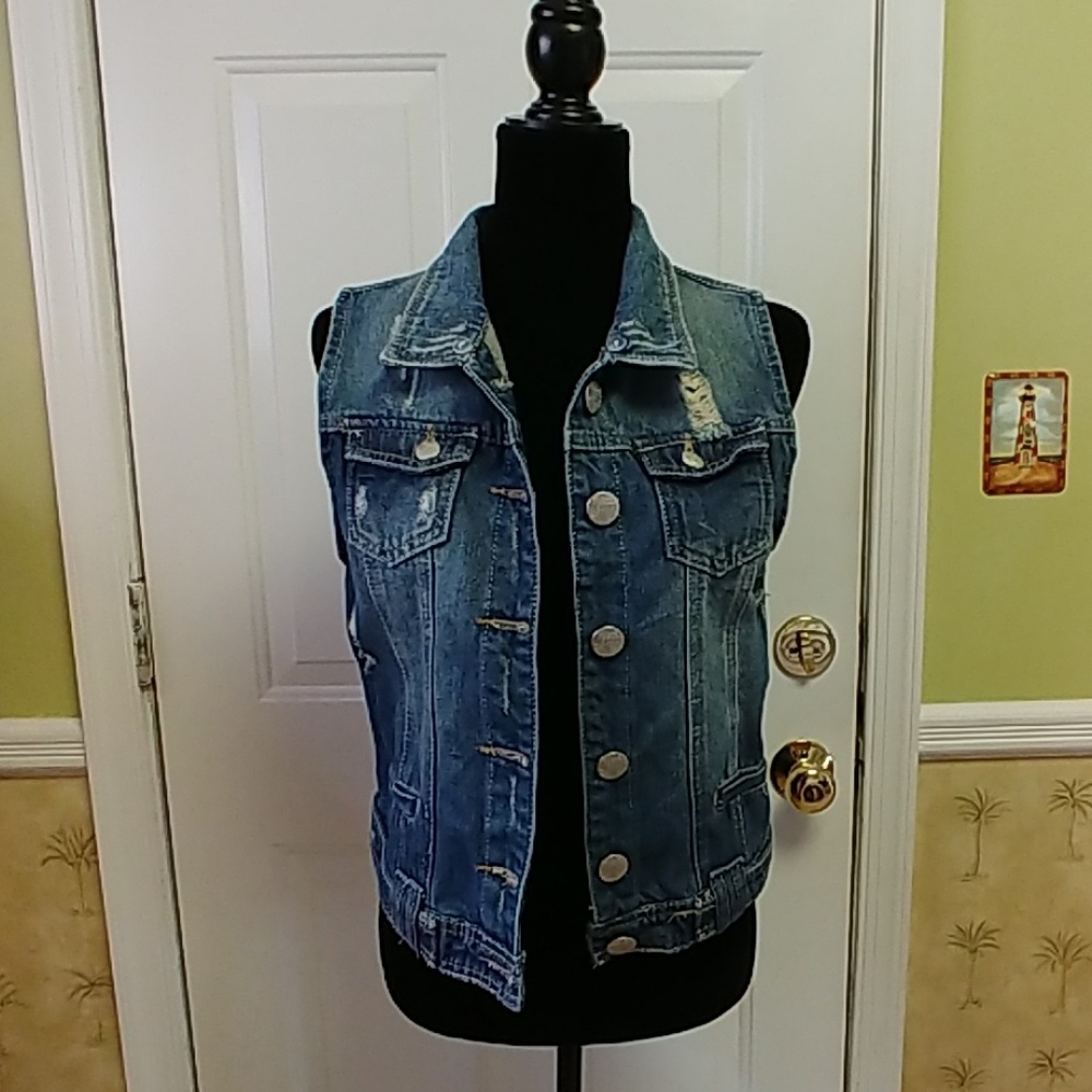 DENIM VEST